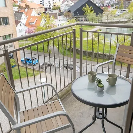 Appartement Verven | Harbour View | Balcony | Free Parking