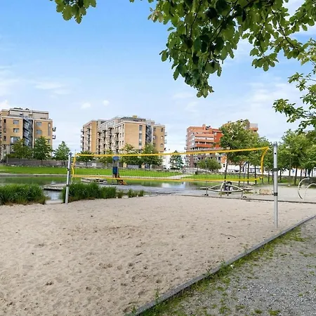 Verven | Harbour View | Balcony | Free Parking